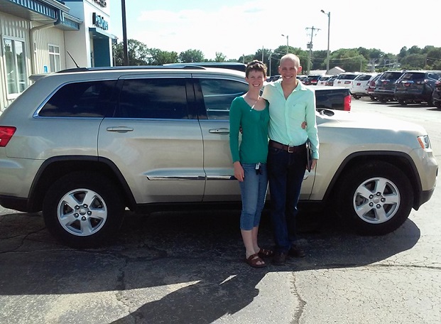  Dyersville Iowa Jeep Grand Cherokee Dealership